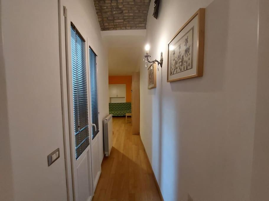 La Terrazza Appartement Triëst Buitenkant foto