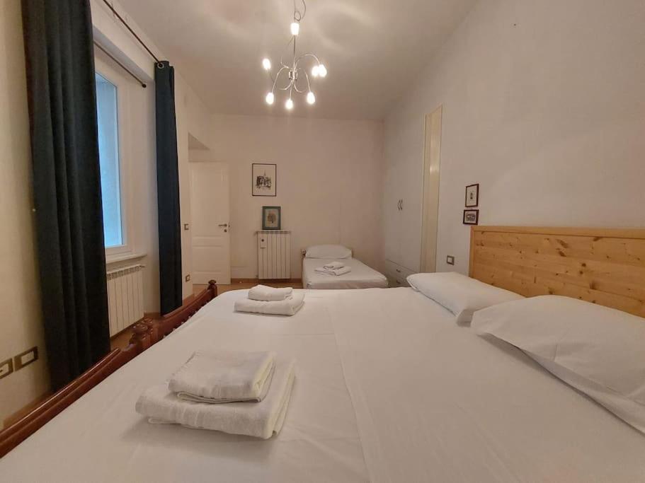 La Terrazza Appartement Triëst Buitenkant foto